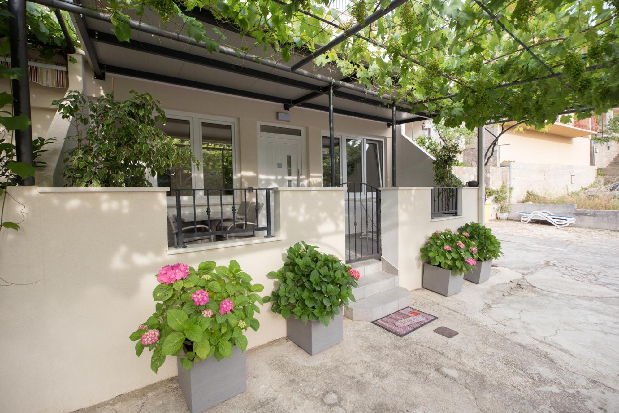 Villa Milenka - Apartmani Gorana Tučepi Cameră foto